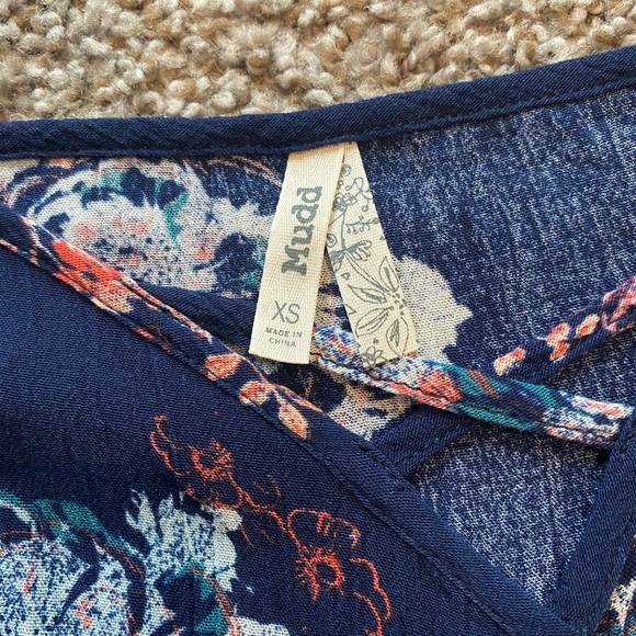 Romper - Picture 3 of 5